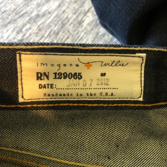 Imogene + Willie Mid Rise Dark Wash Skinny Jeans - Picture 5 of 9